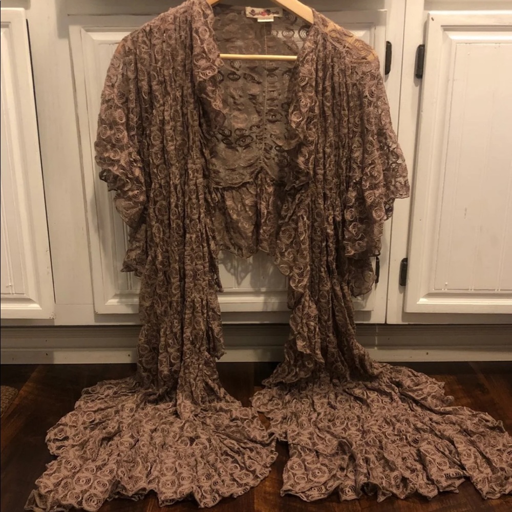 Women’s lace cover up